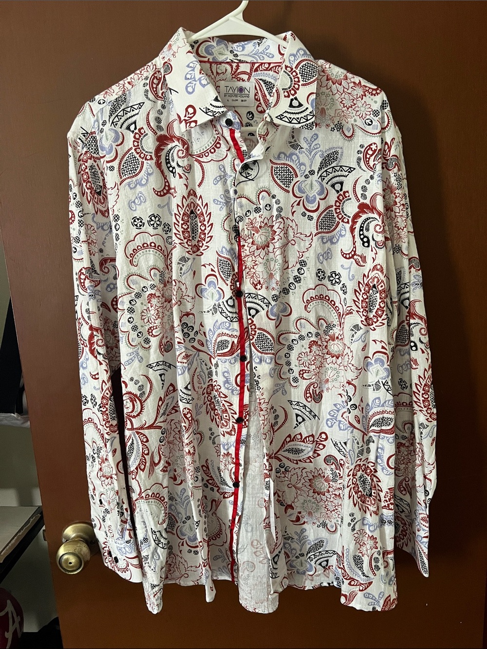 TAVIN White Button-Up Shirt with Red & Blue Paisley Print